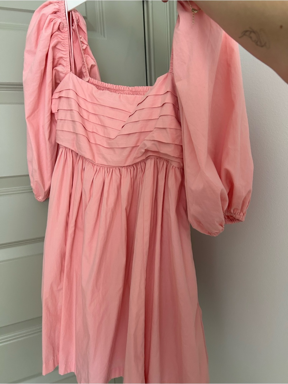 Abercrombie Pink Puff Sleeve Dress